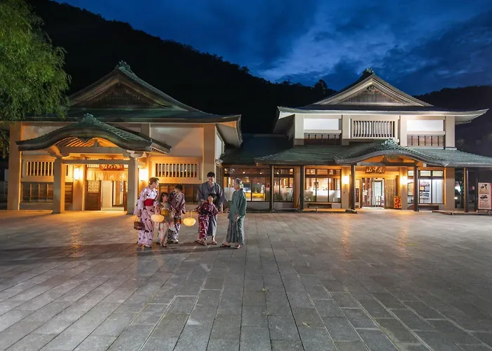 Ooedo Onsen Monogatari Premium Yamanaka Grand Hotel